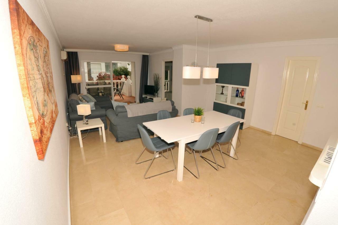 Appartamento Casa Marbesa Marbella Esterno foto